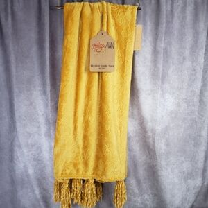 Harvest Fall Autum Embossed Tassel Throw Blanket Leaves Bows 50"x60" Yellow Gold